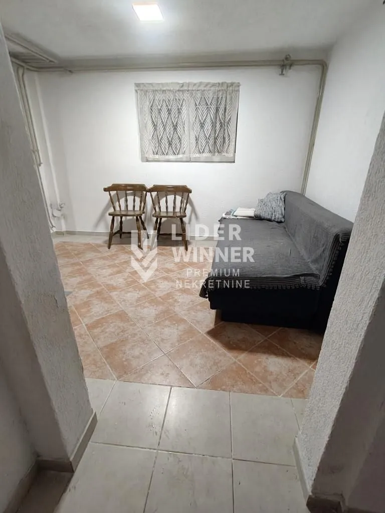 Izdavanje, jednosoban stan, 30m², Čukarica, Beograd