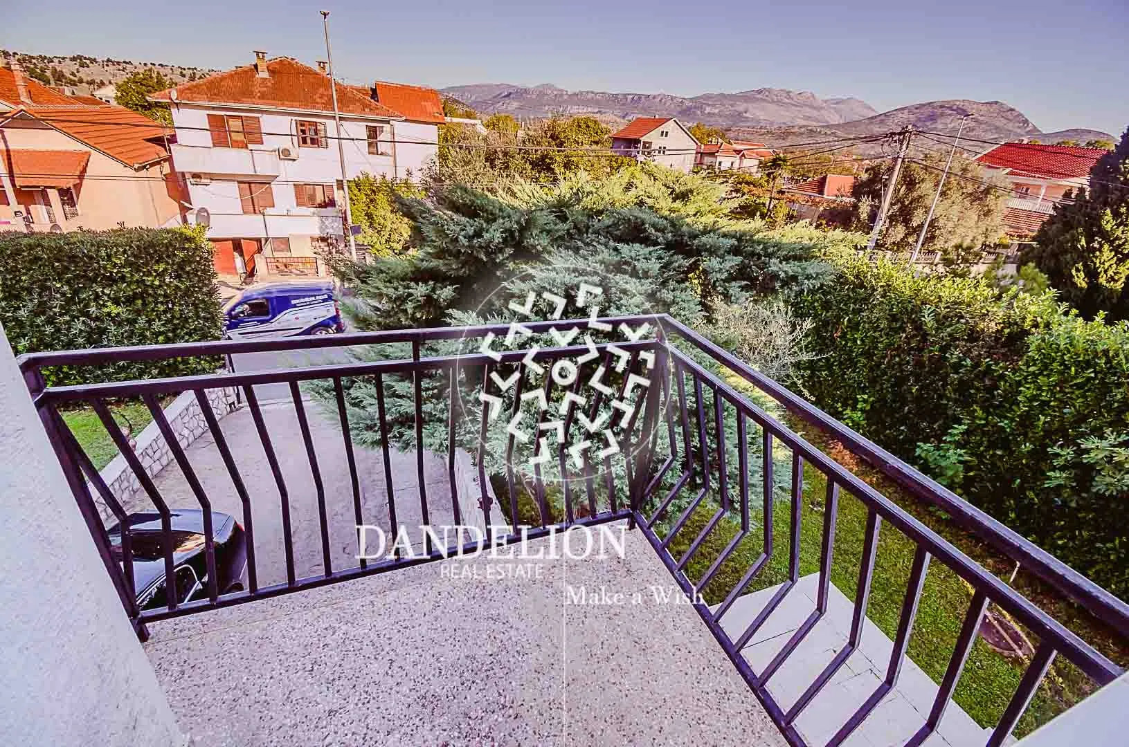 Rent, house, 250m², Zagorič, Podgorica