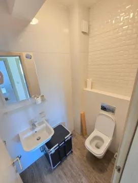 Izdavanje, dvosoban stan, 70m², City Kvart, Podgorica - image 15