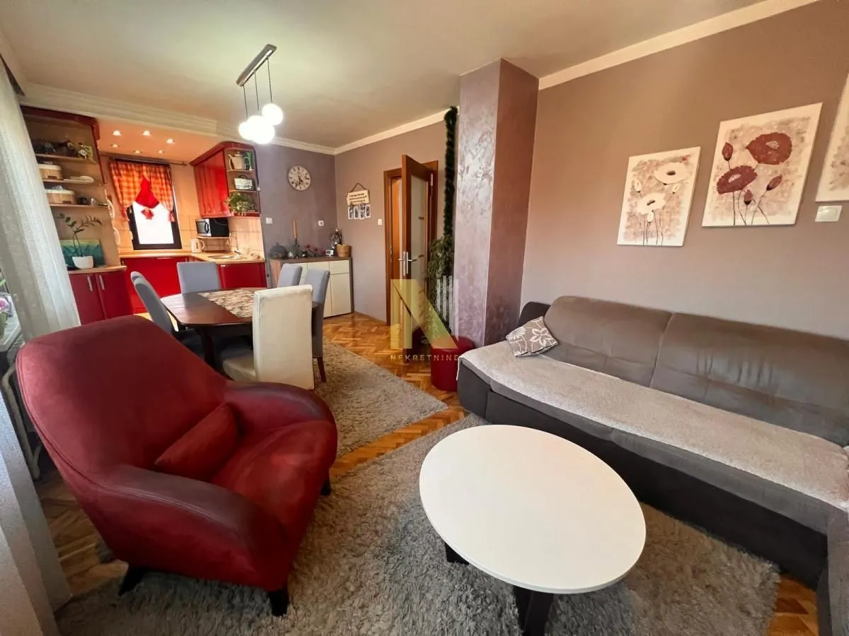Prodaja, četvorosoban stan, 88m², Veternik, Novi Sad Sve Podlokacije