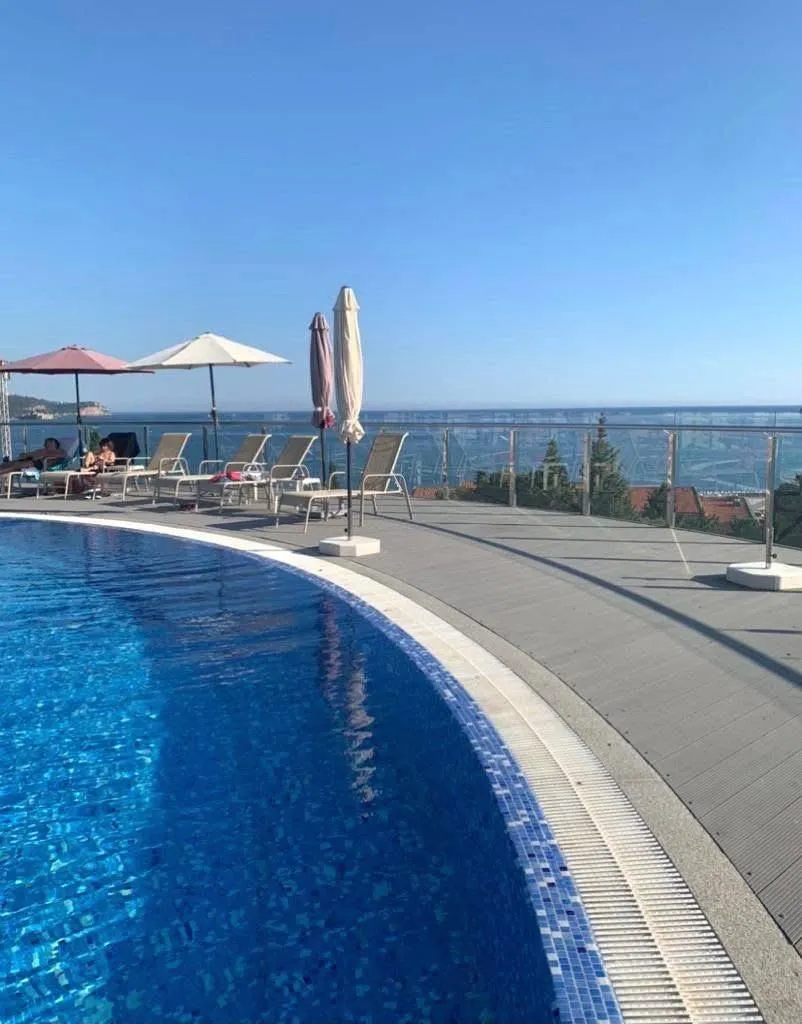 Rent, one bedroom apartment, 70m², Bečići, Budva