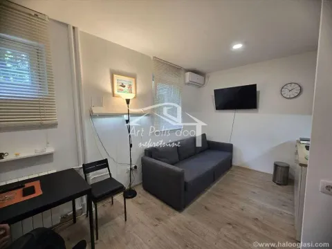 Izdavanje, stan, 20m², Julino Brdo, Beograd - image 6