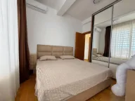 Izdavanje, trosoban stan, 100m², Bečići, Budva - image 3