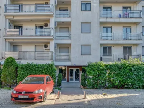 Prodaja, dvosoban stan, 90m², Podgorica, Crna Gora - image 17