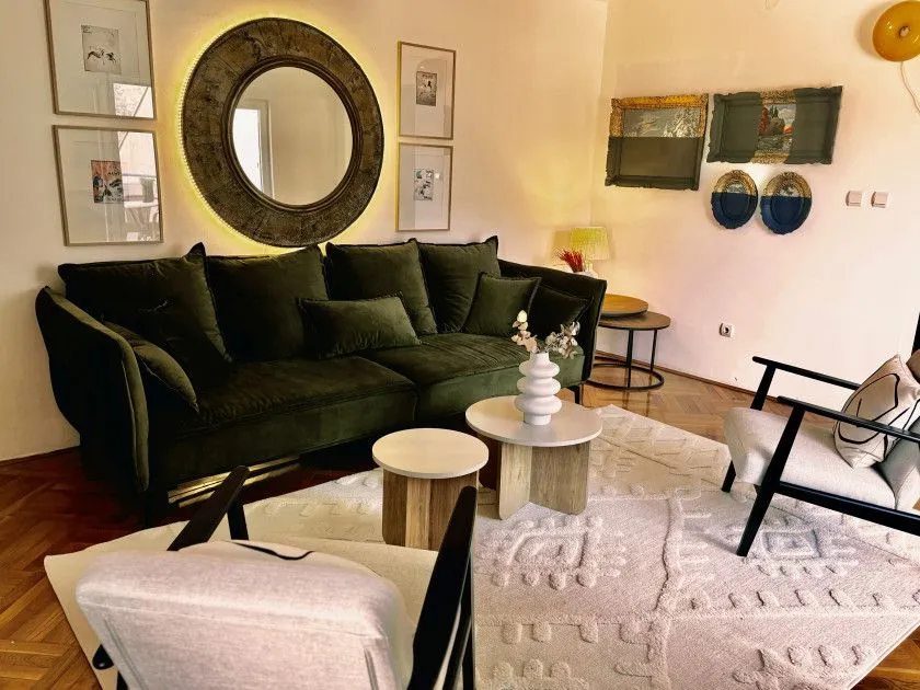 Sale, two bedroom apartment, 90m², Dobrota, Kotor