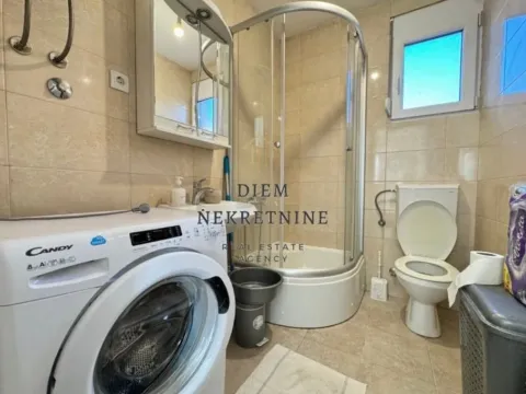 Rent, house, 70m², Velje Brdo, Podgorica - image 11