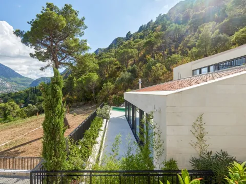 Sale, house, 479m², Prčanj, Kotor - image 6