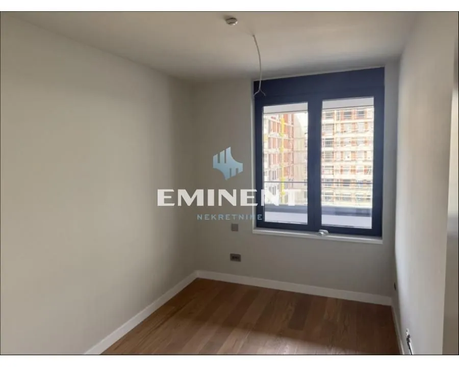 Izdavanje, trosoban stan, 78m², Novi Beograd Blok 65, Novi Beograd Sve Podlokacije
