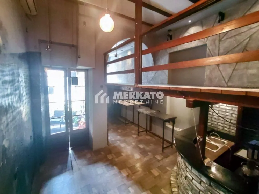 Prodaja, dvosoban stan, 31m², Centar, Zrenjanin