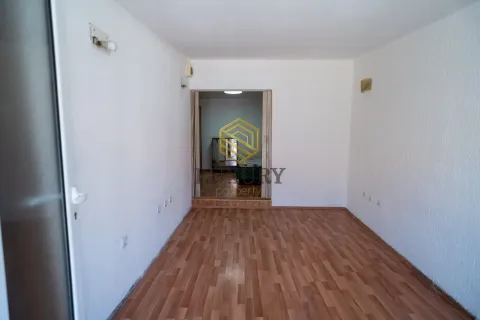 Rent, house, 70m², Konik, Podgorica - image 7