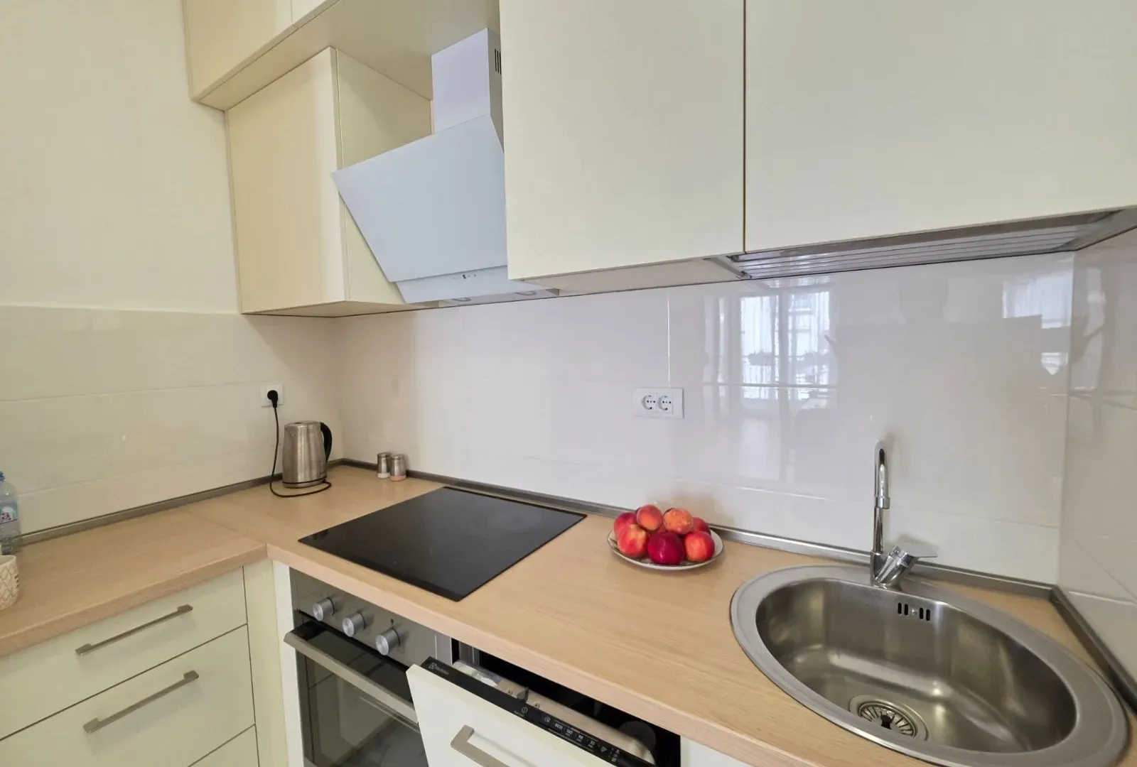 Prodaja, jednosoban stan, 46m², Budva, Crna Gora