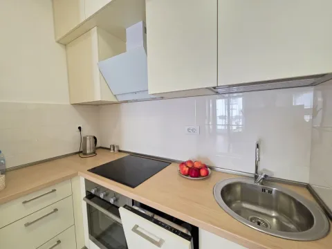 Prodaja, jednosoban stan, 46m², Budva, Crna Gora - image 24