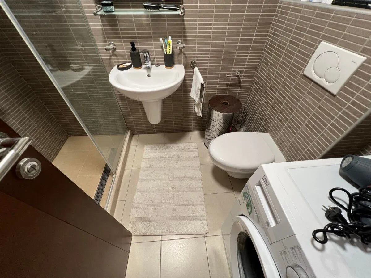 Izdavanje, jednosoban stan, 50m², Tološi, Podgorica