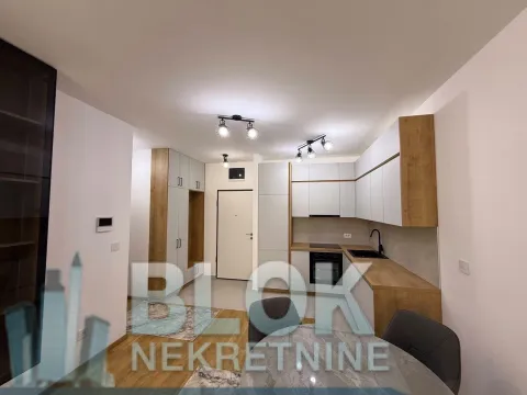 Rent, one bedroom apartment, 50m², Stari Aerodrom, Podgorica - image 2