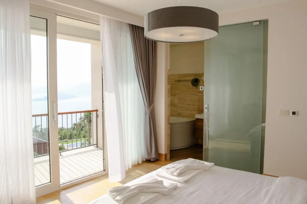 Sale, house, 600m², Blizikuće, Budva