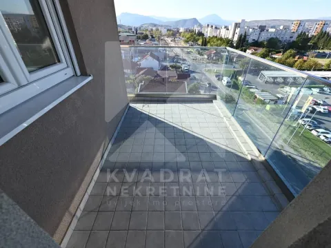 Izdavanje, dvosoban stan, 70m², Zabjelo, Podgorica - image 13