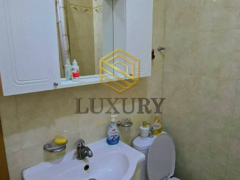 Izdavanje, dvosoban stan, 55m², Stari Aerodrom, Podgorica - image 16