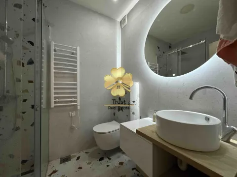 Izdavanje, trosoban stan, 120m², Gorica C, Podgorica - image 9