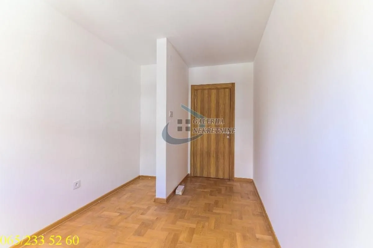 Prodaja, trosoban stan, 65m², Kluz, Zvezdara Sve Podlokacije