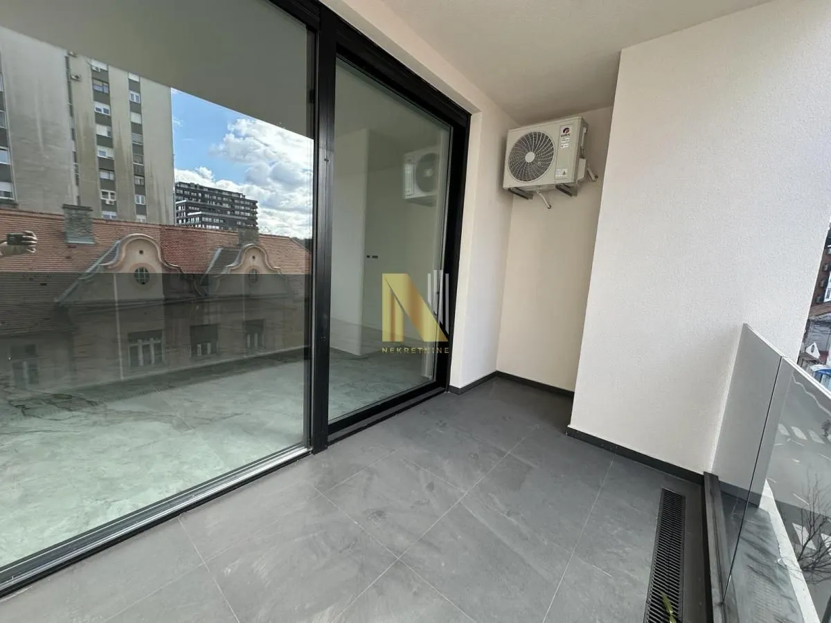 Rent, office space, 112m², Centar, Novi Sad