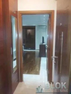 Rent, one bedroom apartment, 56m², Vezirov Most, Podgorica - image 4