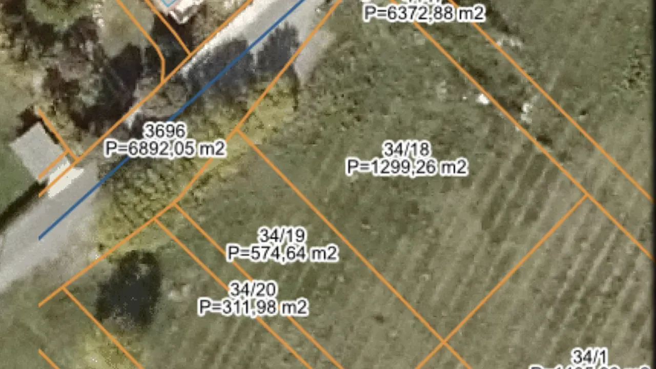 Sale, land lot, 1874m², Sadine, Podgorica