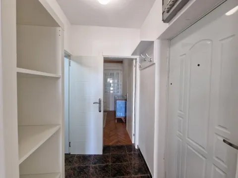 Prodaja, dvosoban stan, 56m², Bečići, Budva - image 8