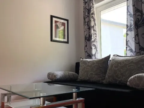 Rent, one bedroom apartment, 42m², Lastva Grbaljska, Kotor