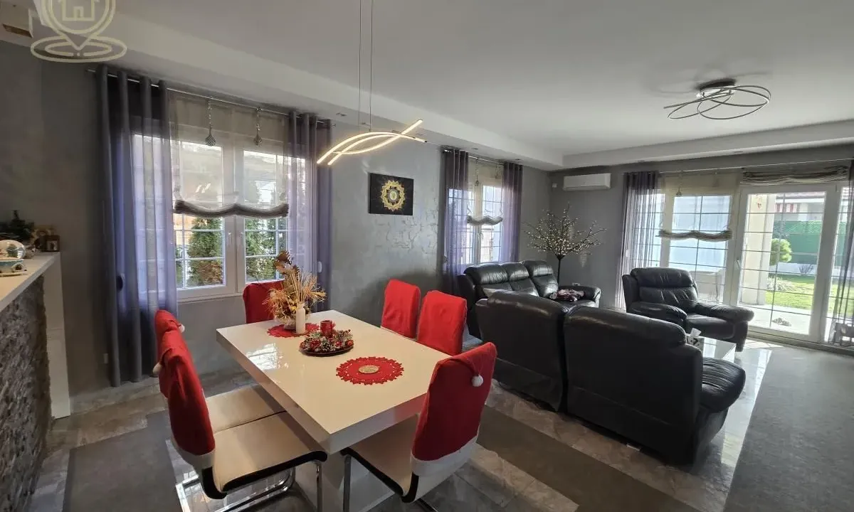 Prodaja, kuća, 206m², Palilula Sve Podlokacije, Beograd