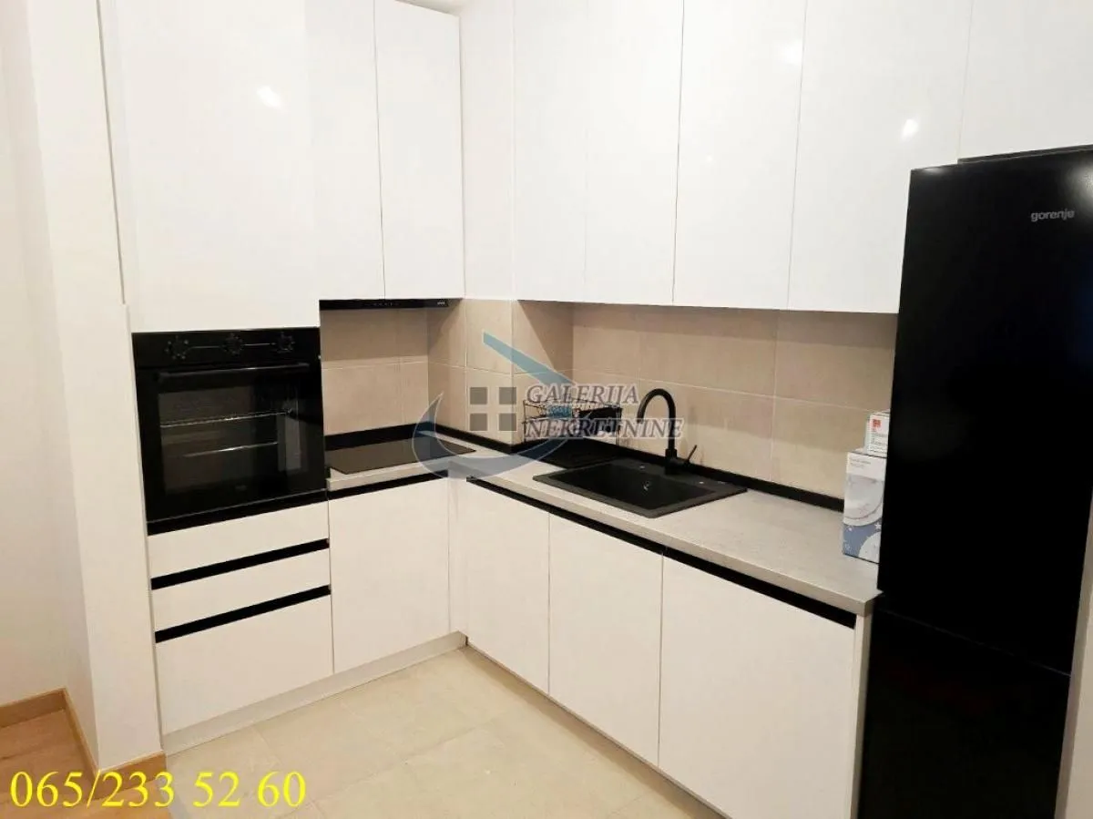 Sale, three bedroom apartment, 67m², Kluz, Zvezdara Sve Podlokacije