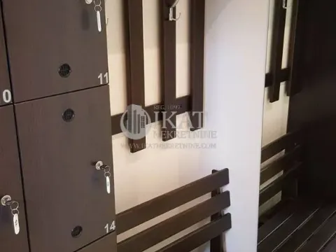 Izdavanje, poslovni prostor, 75m², Altina, Beograd - image 7