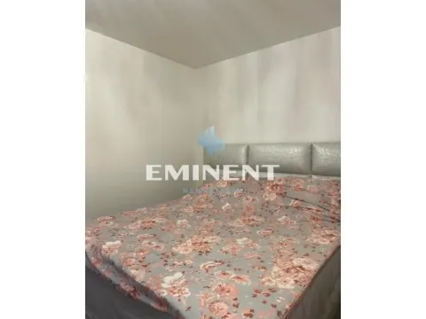 Izdavanje, trosoban stan, 90m², Vračar Sve Podlokacije, Beograd - image 7