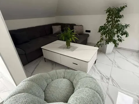 Rent, two bedroom apartment, 74m², Popovići, Bar - image 2