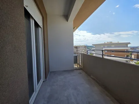 Rent, apartment, 95m², Central Point, Podgorica - image 7