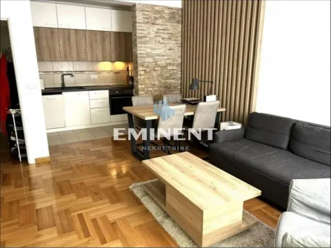 Izdavanje, dvosoban stan, 50m², Slavija, Vračar Sve Podlokacije - image 2