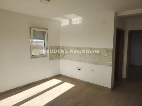 Sale, three bedroom apartment, 63m², Bečmen, Surčin - image 2