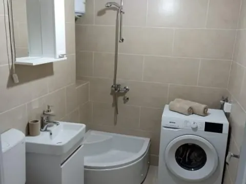 Prodaja, garsonjera, 24m², Central Point, Podgorica - image 2