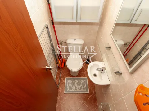 Rent, apartment, 62m², Blok 6, Podgorica - image 12