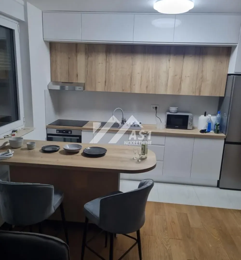 Rent, one bedroom apartment, 44m², Bulevar Oslobodjenja, Novi Sad Sve Podlokacije