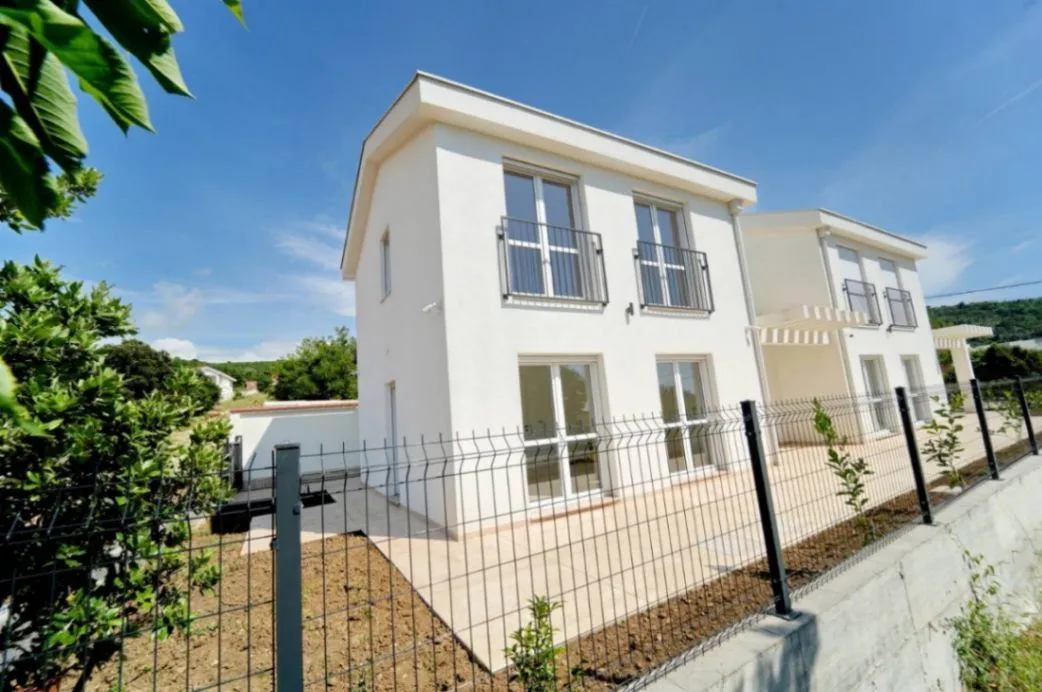 Sale, house, 184m², Hladna Uvala, Bar