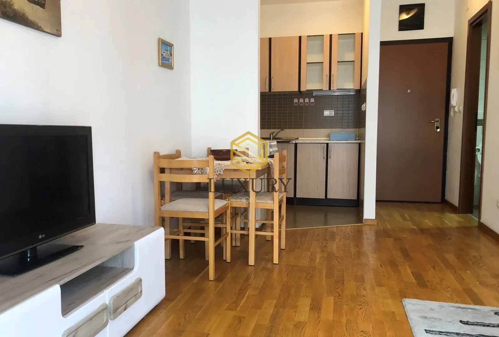 Rent, studio apartment, 33m², City Kvart, Podgorica