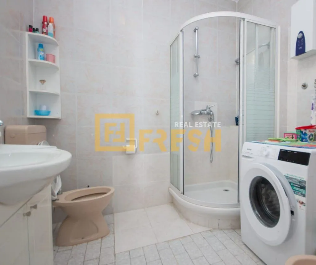 Prodaja, kuća, 266m², Herceg Novi, Crna Gora