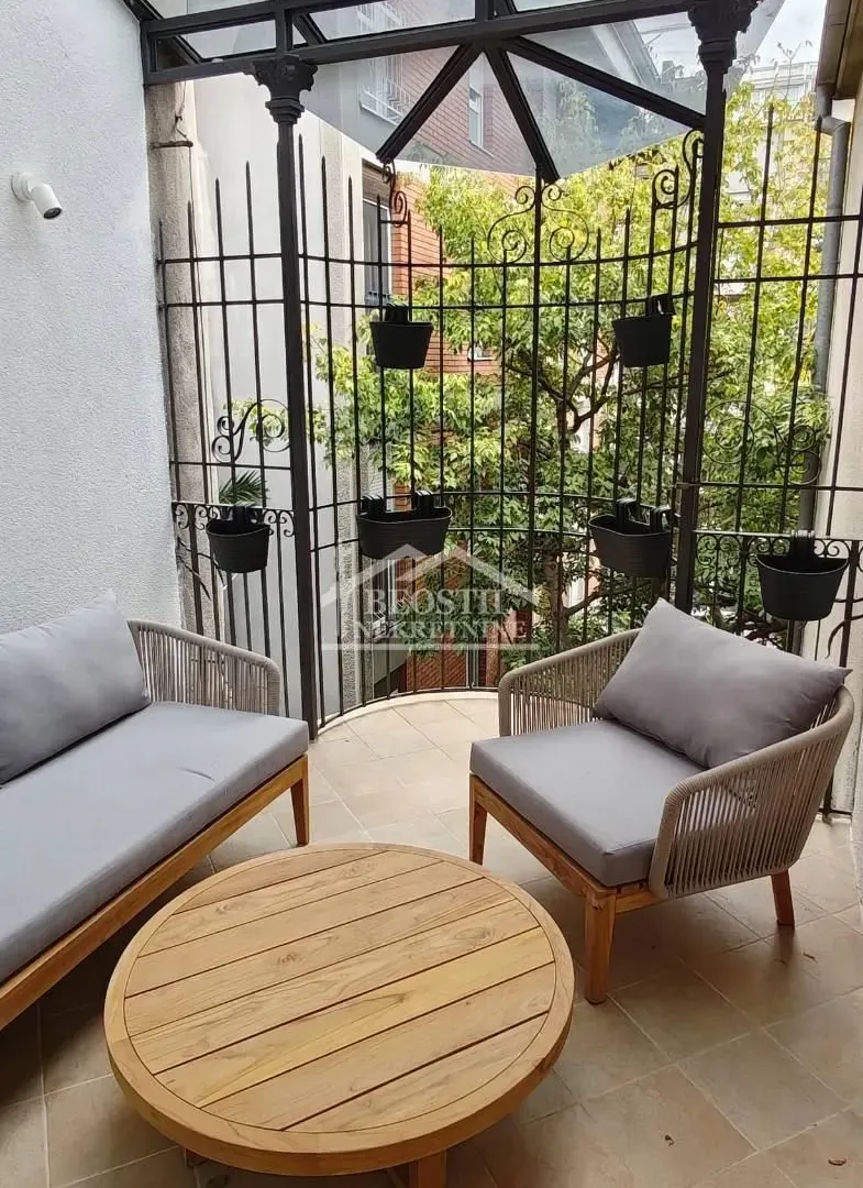 Sale, four bedroom apartment, 133m², Stari Grad, Beograd