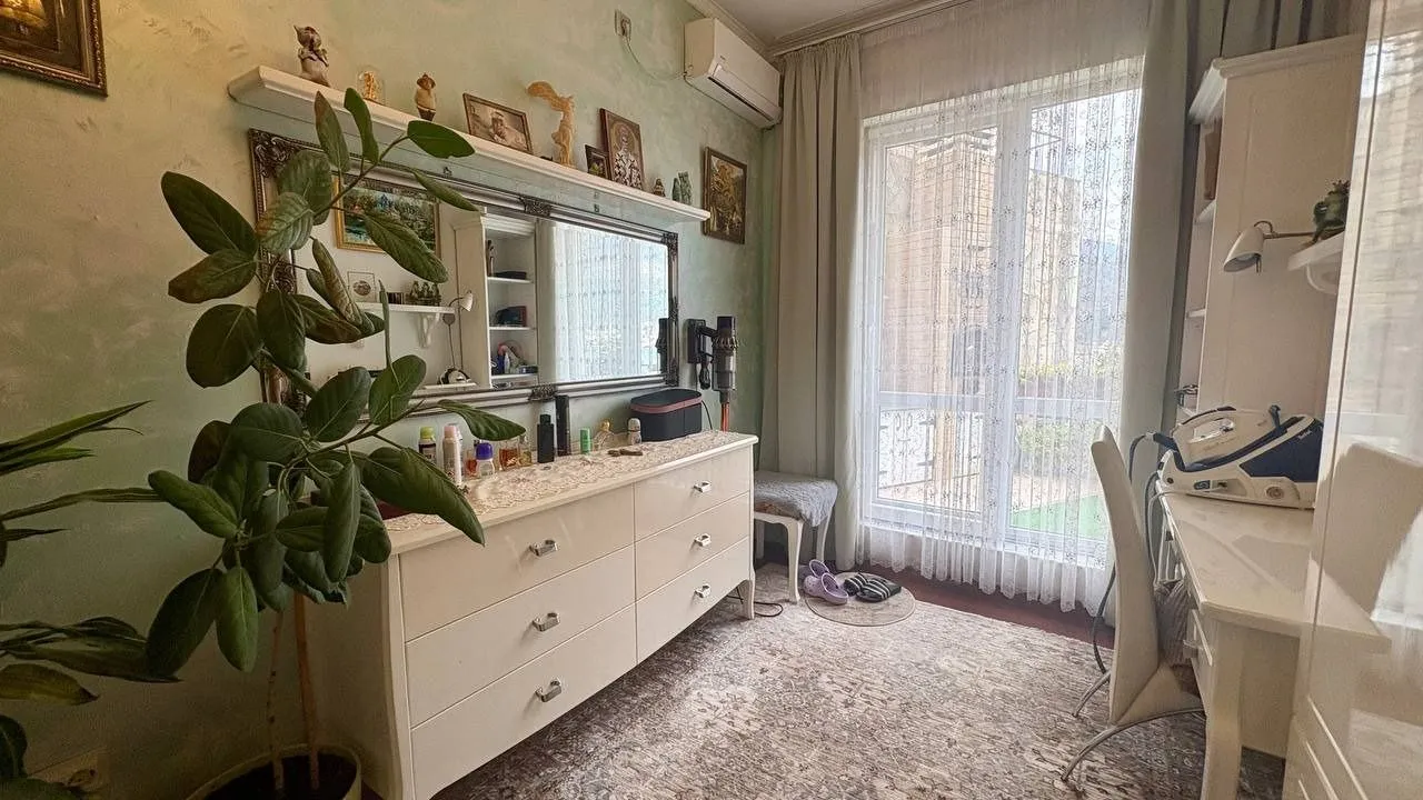 Prodaja, trosoban stan, 180m², Lepetani, Tivat
