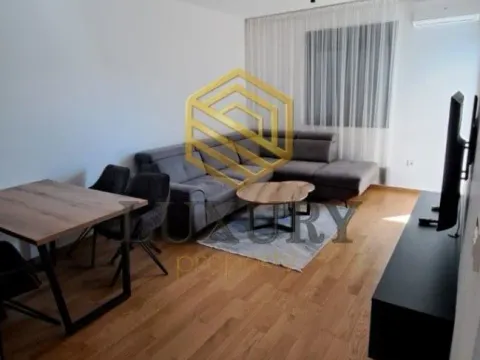 Prodaja, jednosoban stan, 45m², City Kvart, Podgorica - image 6