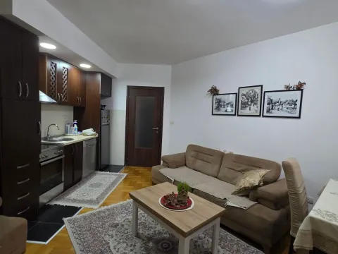 Sale, one bedroom apartment, 43m², Stari Aerodrom, Podgorica - image 3