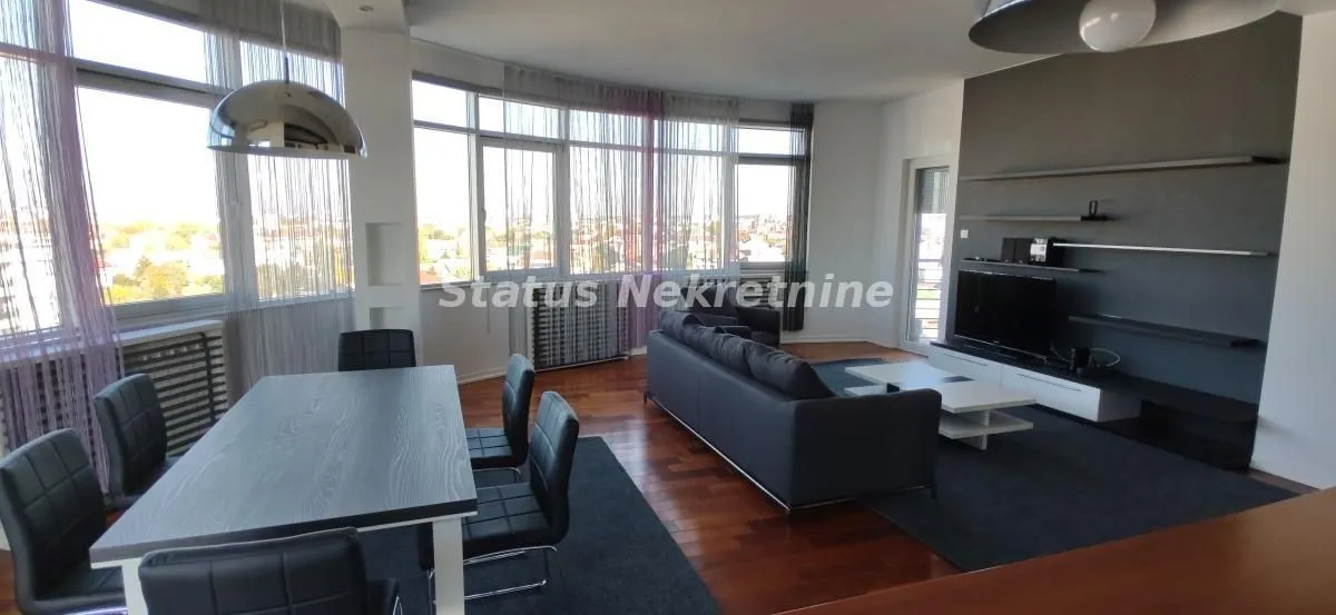 Prodaja, četvorosoban stan, 114m², Bulevar Evrope, Novi Sad Sve Podlokacije