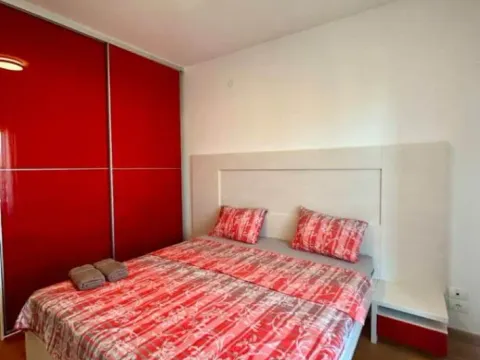 Prodaja, jednosoban stan, 51m², City Kvart, Podgorica - image 6