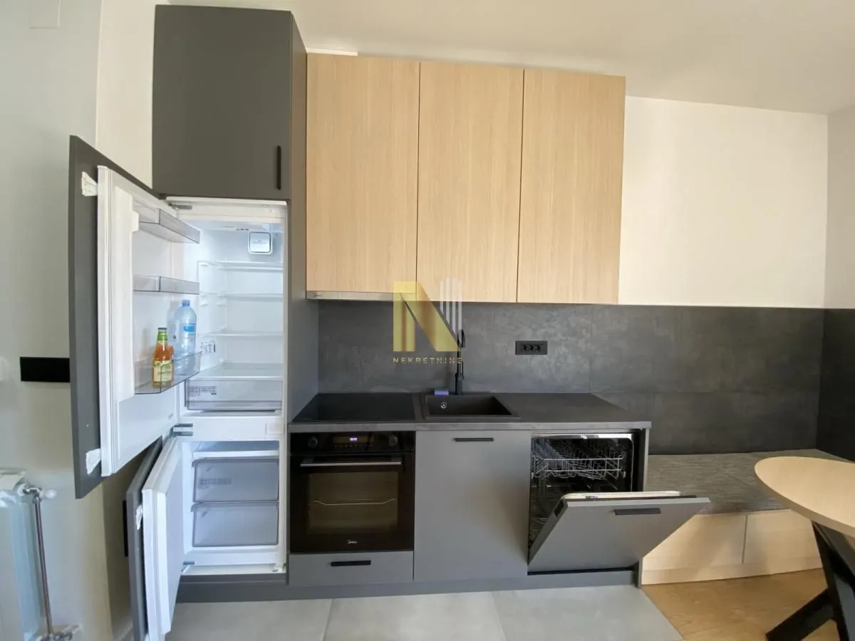 Izdavanje, jednosoban stan, 40m², Podbara, Novi Sad Sve Podlokacije