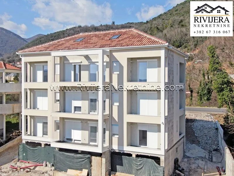 Prodaja, trosoban stan, 82m², Bijela, Herceg Novi